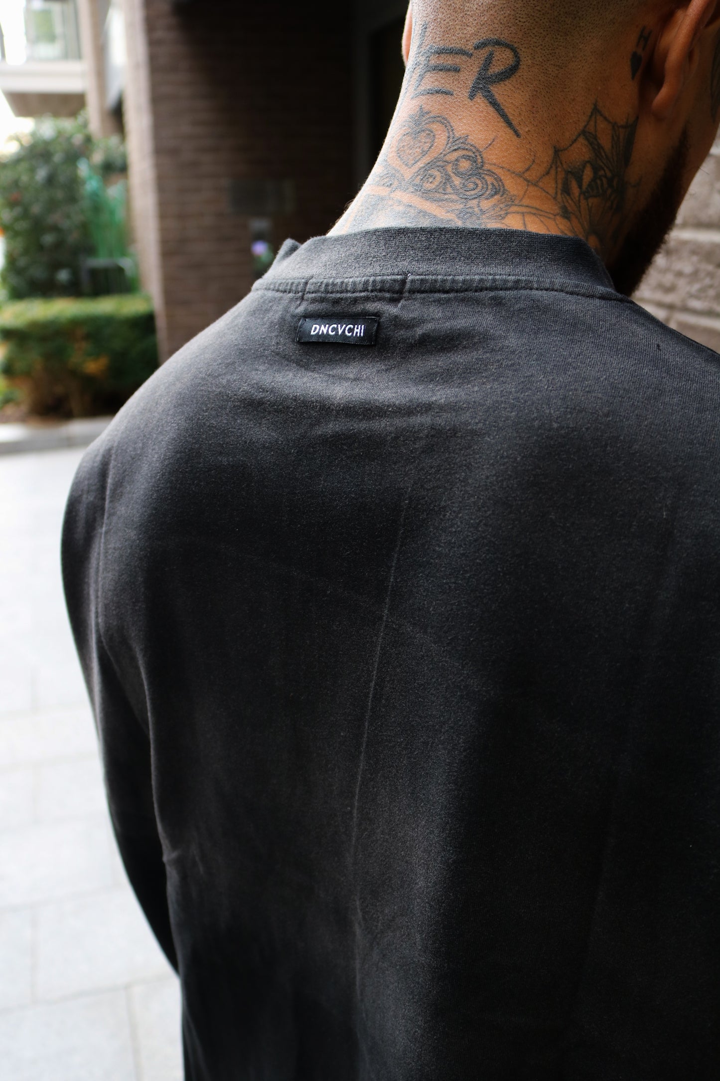 DNCVCHI FADED TEE - BLACK/WHITE