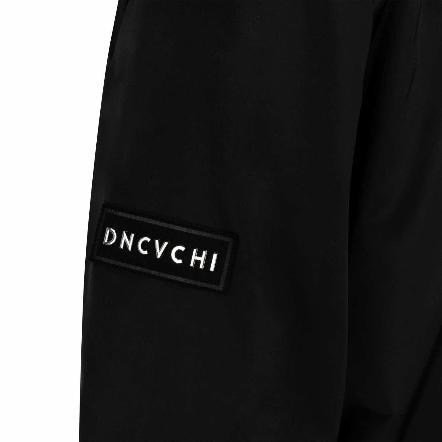 DNCVCHI WINDBREAKER - BLACK